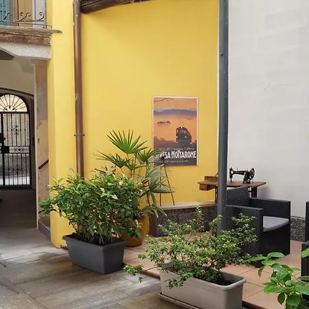 La Rosa Del Στρέσα