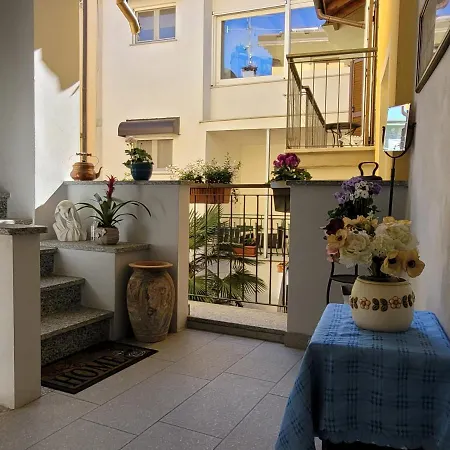 La Rosa Del Apartment *