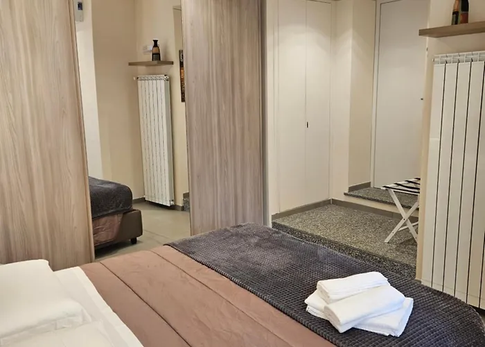 La Rosa Del * 斯特雷萨