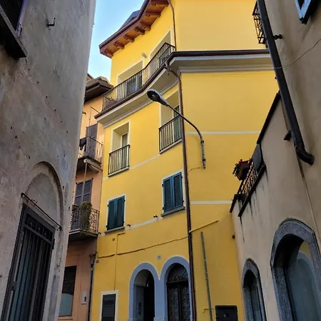 La Rosa Del Stresa